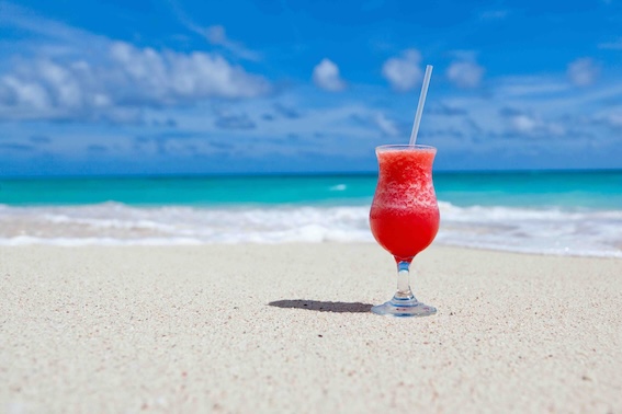 Najdroższy drink na wakacjach? Ten kupiony przez… niekorzystne przewalutowanie